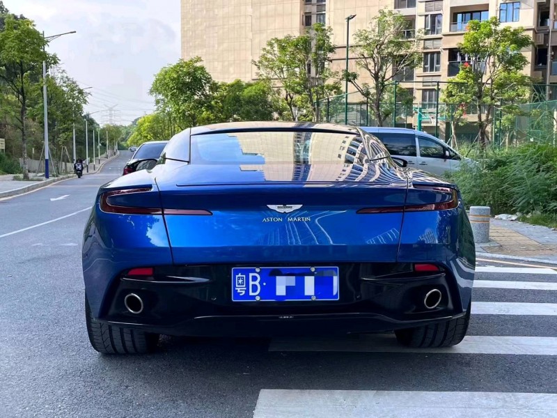 广州18年阿斯顿·马丁DB119