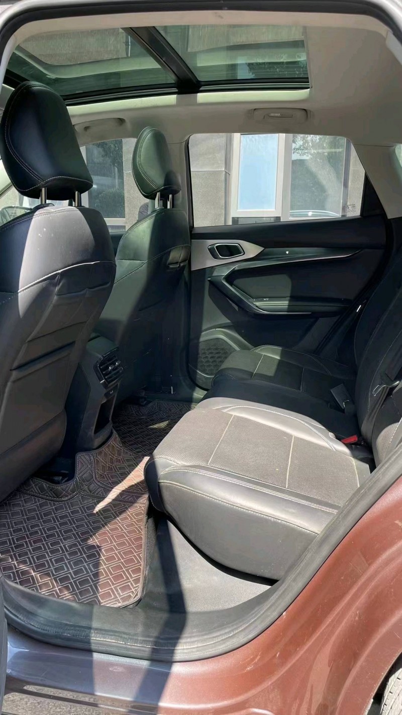 成都22年名爵ONE7