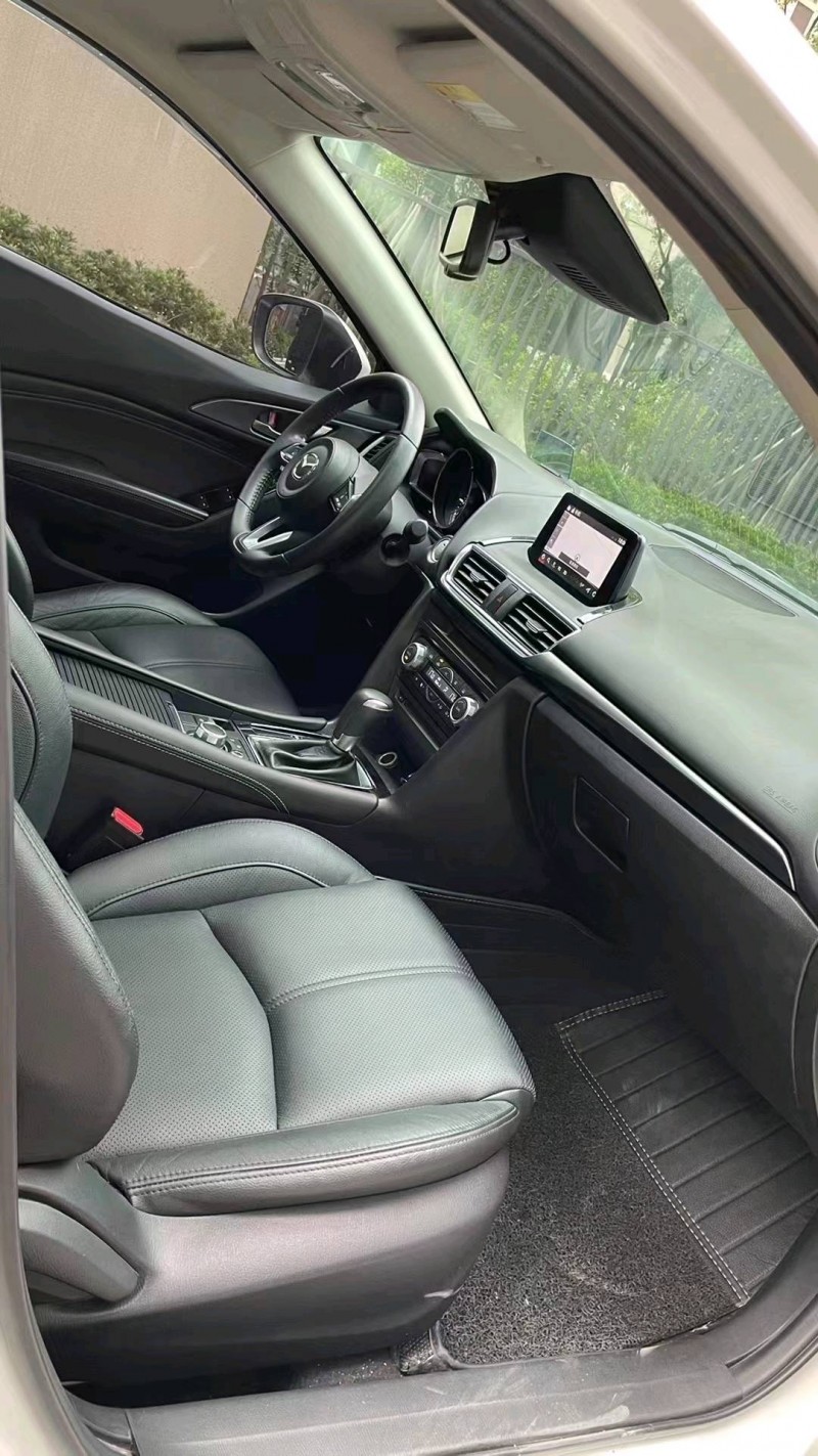 成都18年马自达昂克赛拉7