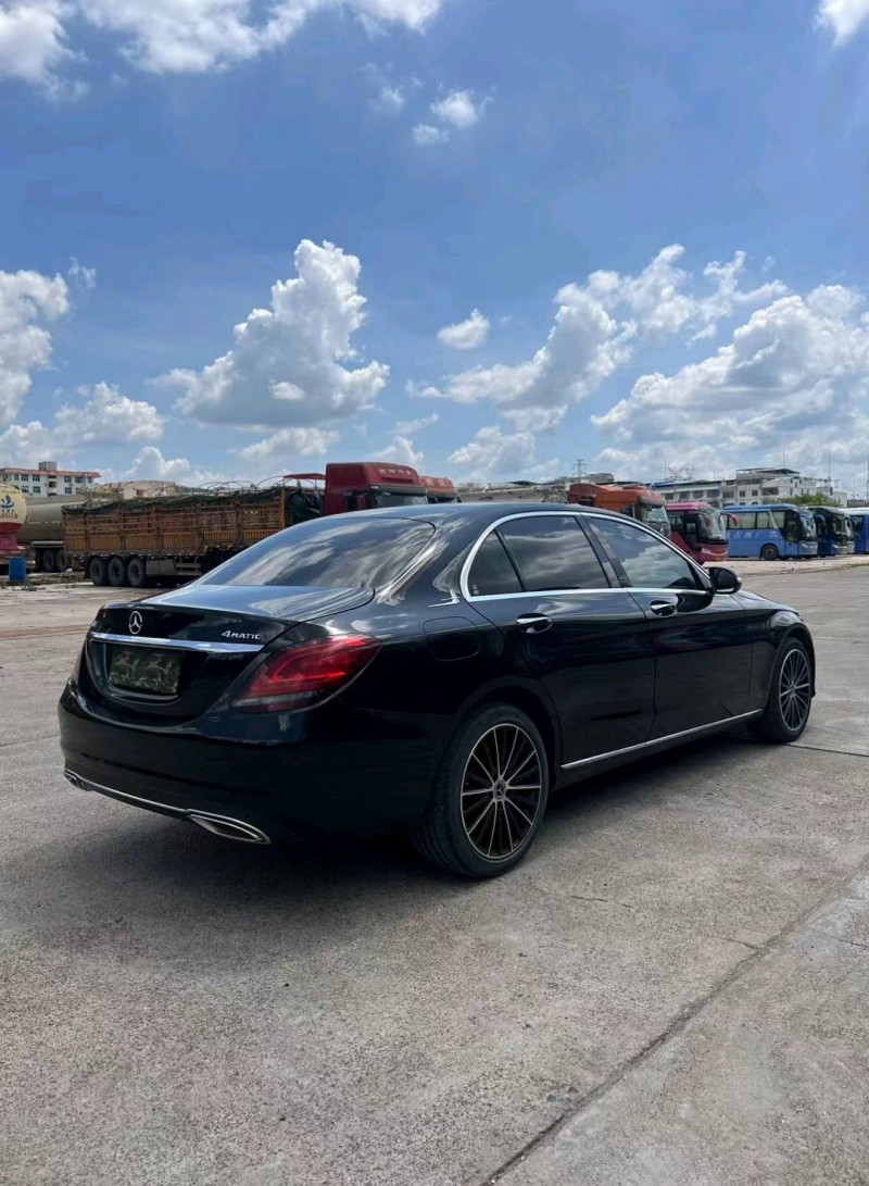 广州19年奔驰C8