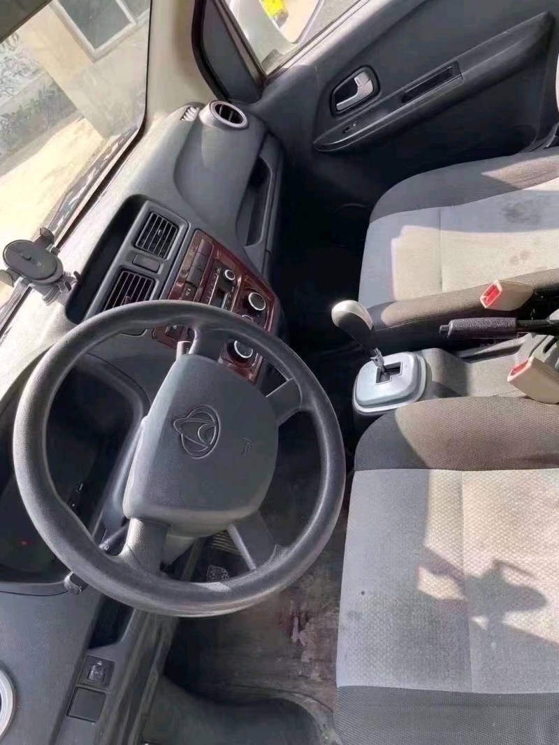 淄博21年長安汽車睿行5