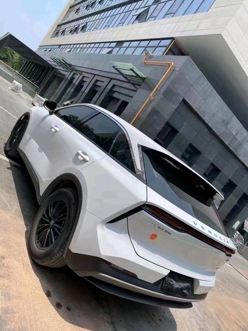成都22年啟辰大V5