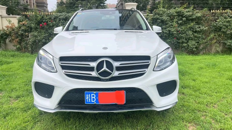 青岛17年奔驰GLE1