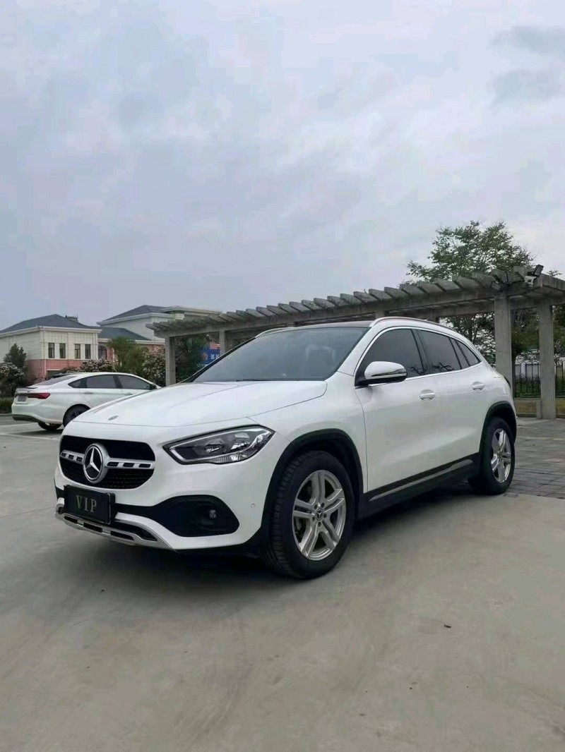 枣庄21年奔驰GLA3
