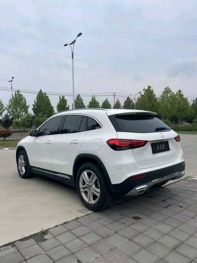 枣庄21年奔驰GLA7