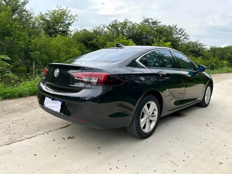 徐州19年别克君威7