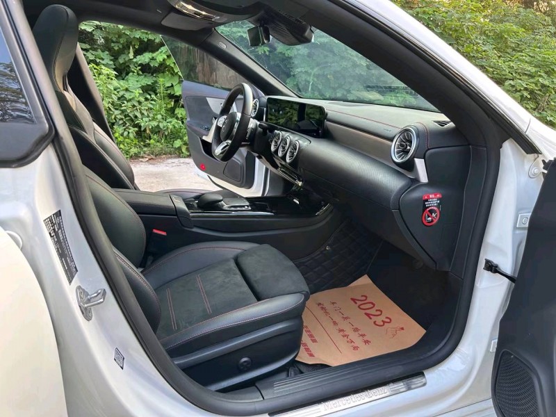 徐州22年奔驰CLA6