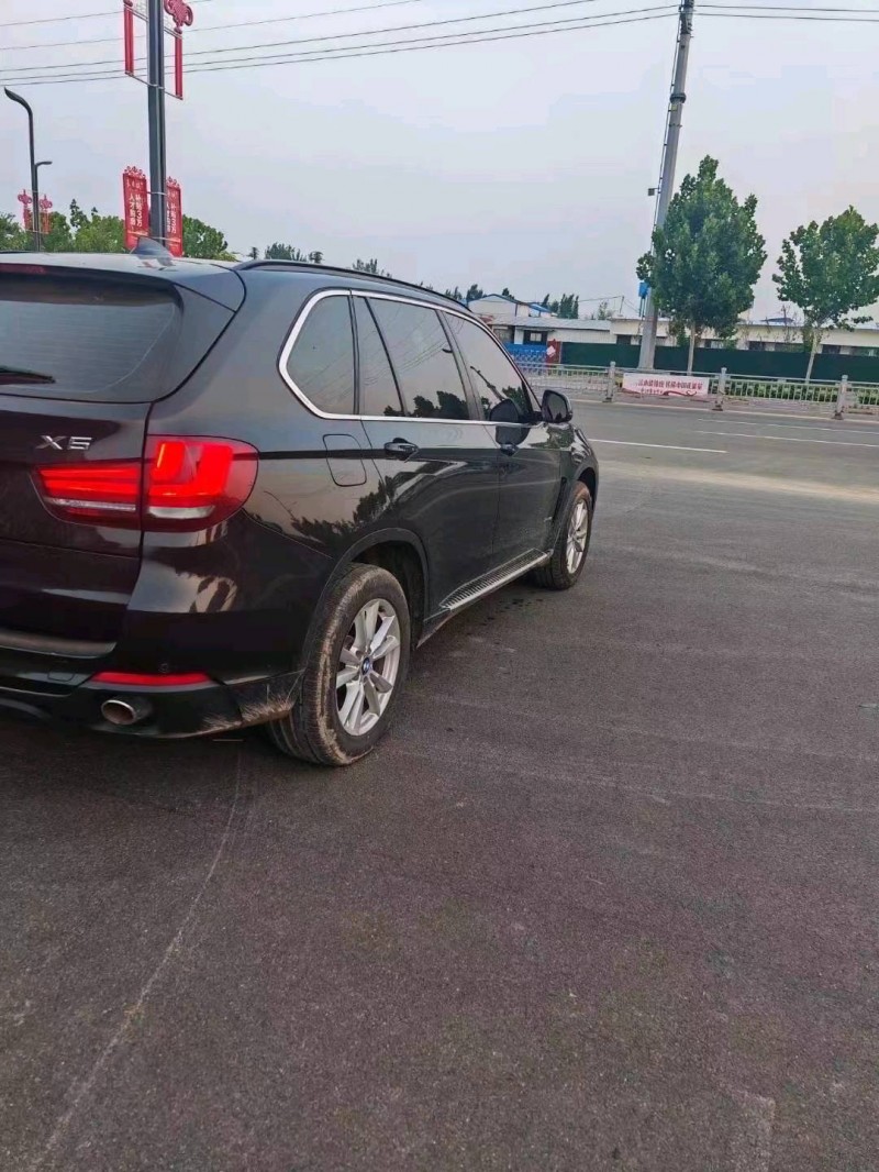 东营16年宝马X56