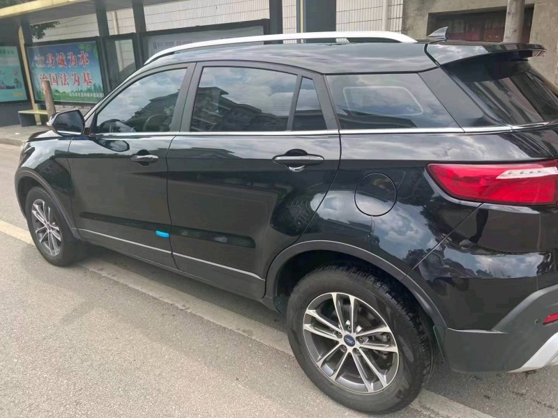 邵阳19年福特领界5