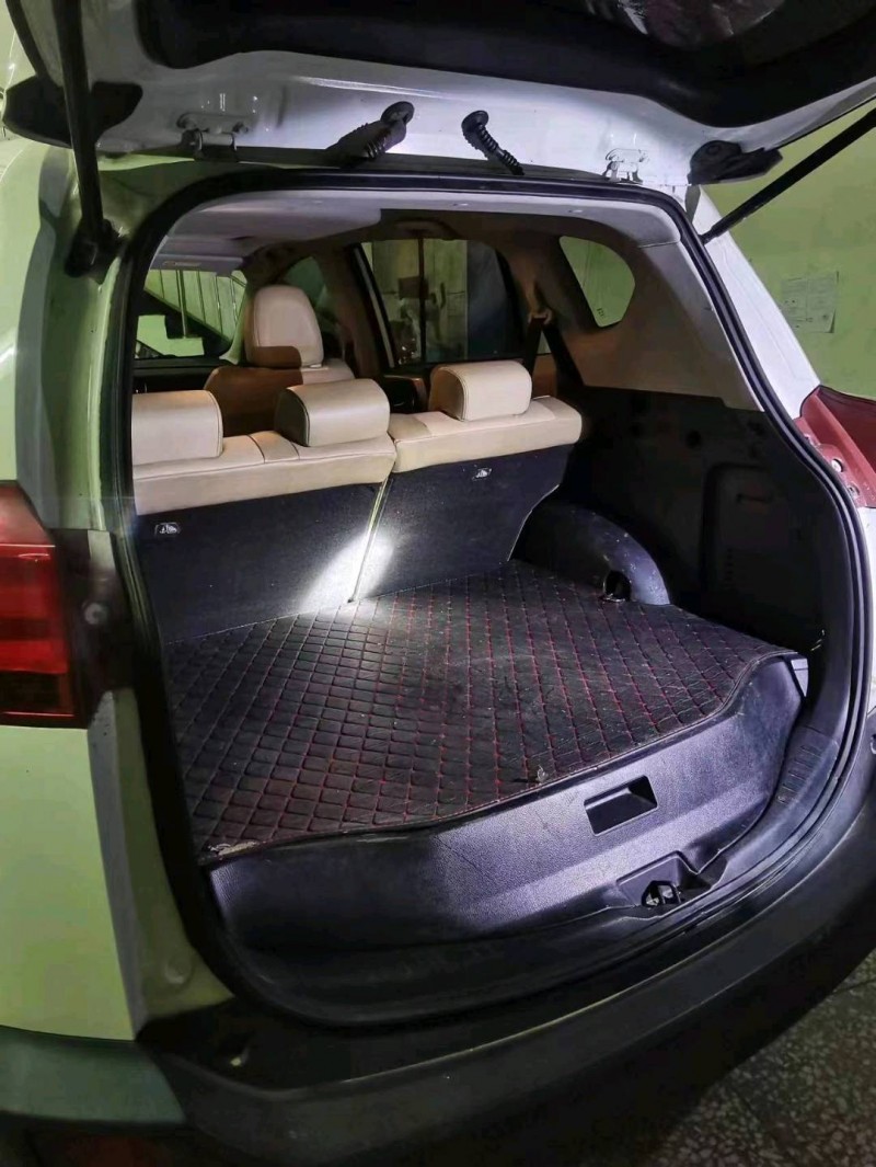 襄陽15年豐田RAV4榮放10