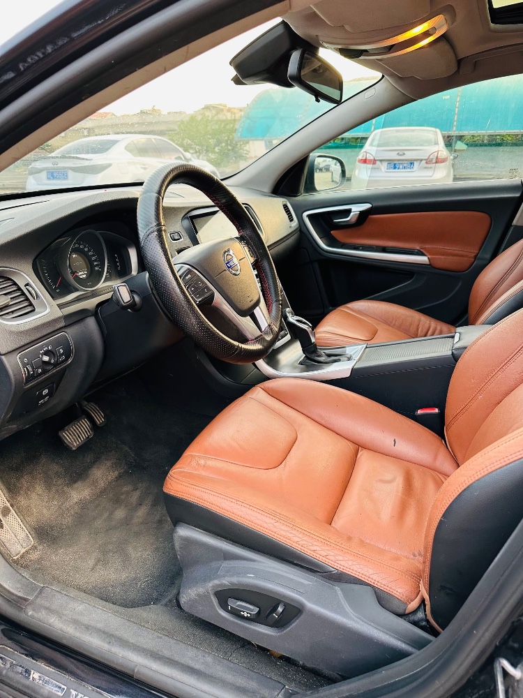 东莞14年沃尔沃S60L6