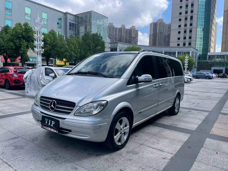 常州11年奔驰唯雅诺9