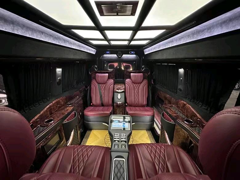 盐城18年奔驰威霆6