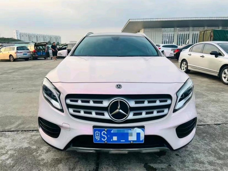东莞19年奔驰GLA1