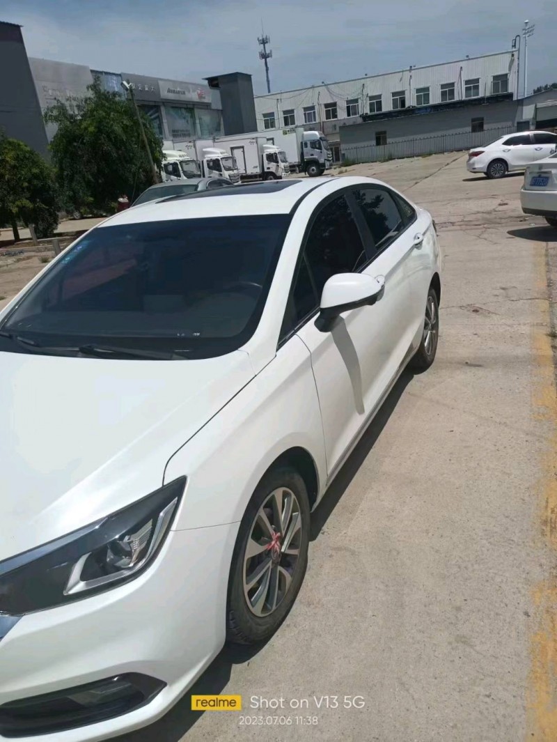 保定18年北汽绅宝D502