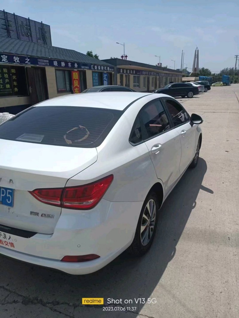 保定18年北汽绅宝D508