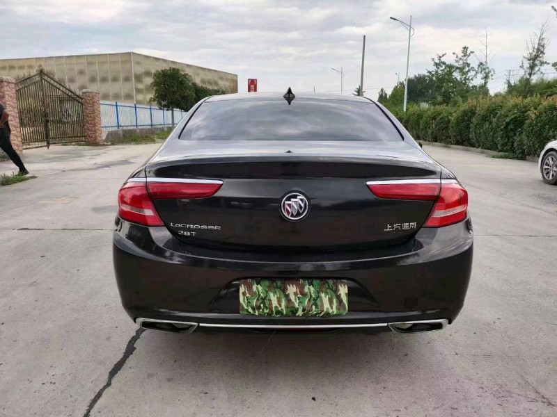 常州17年别克君越9