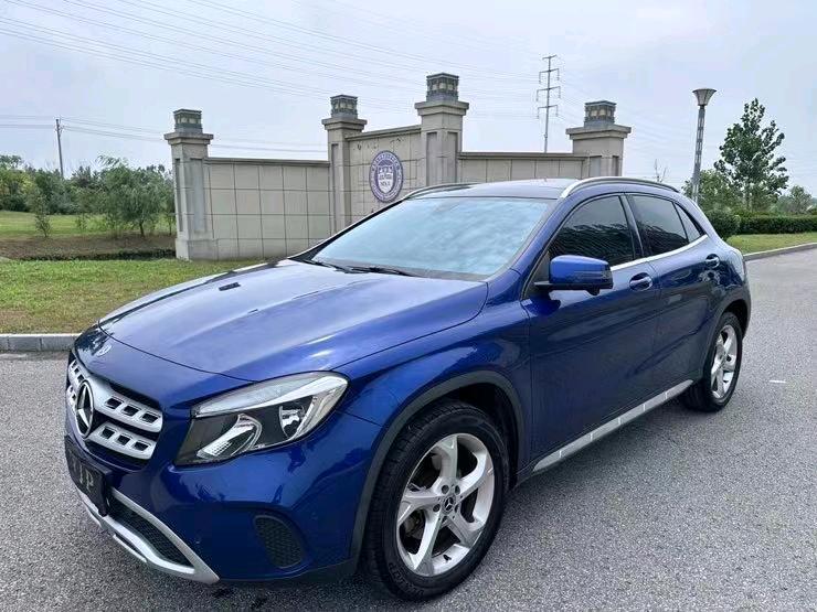 盐城19年奔驰GLA2