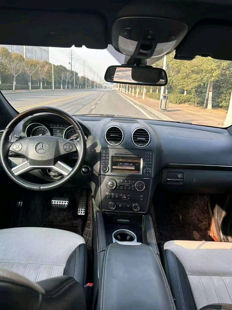 徐州12年奔驰GL7