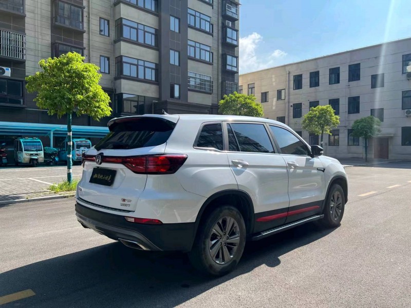 徐州21年長安汽車CS757