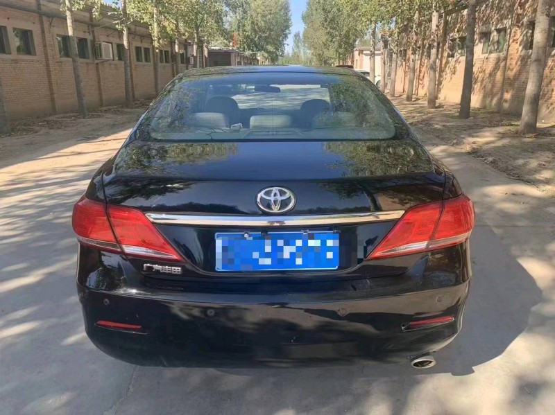 保定13年丰田凯美瑞9