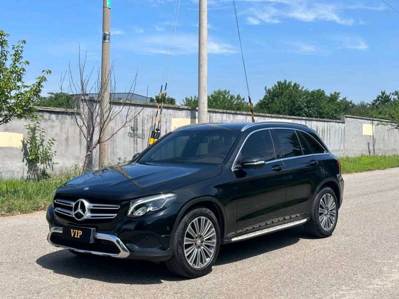 青岛17年奔驰GLC2