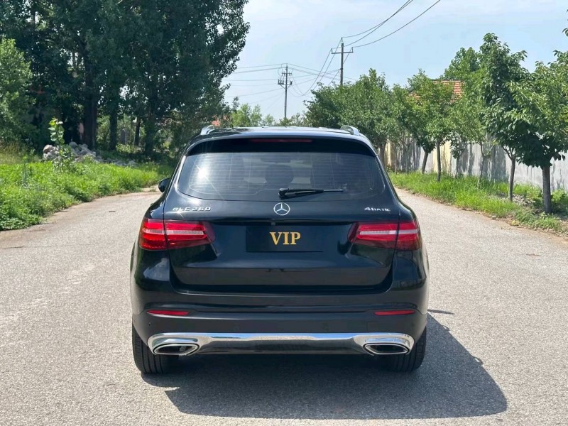 青岛17年奔驰GLC7