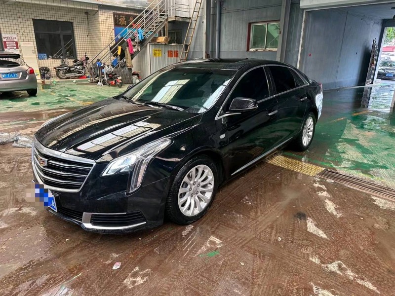 保定18年凯迪拉克XTS3