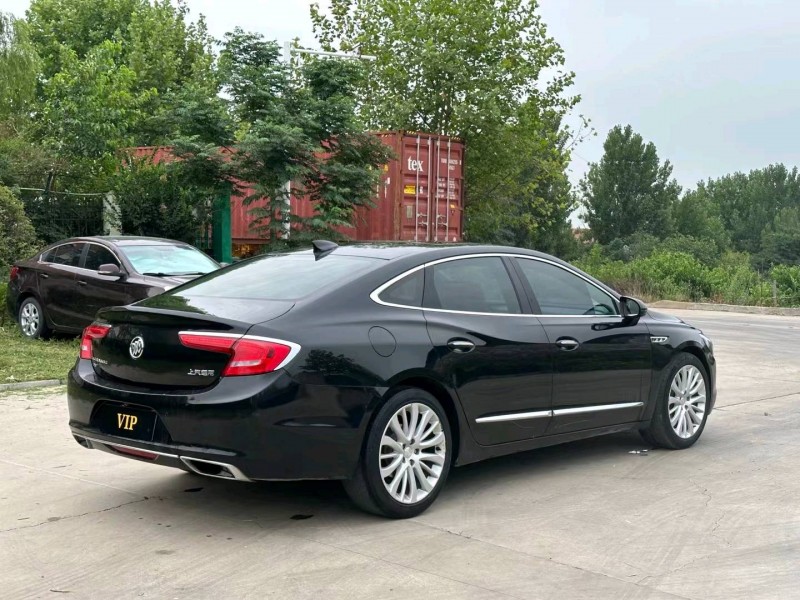 青岛18年别克君越6