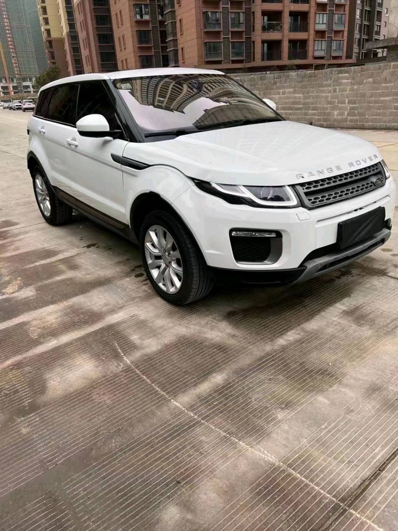 广州17年路虎极光1