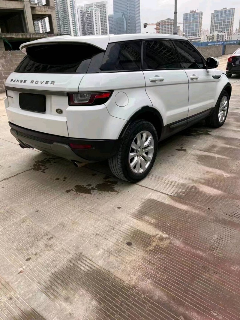 广州17年路虎极光7