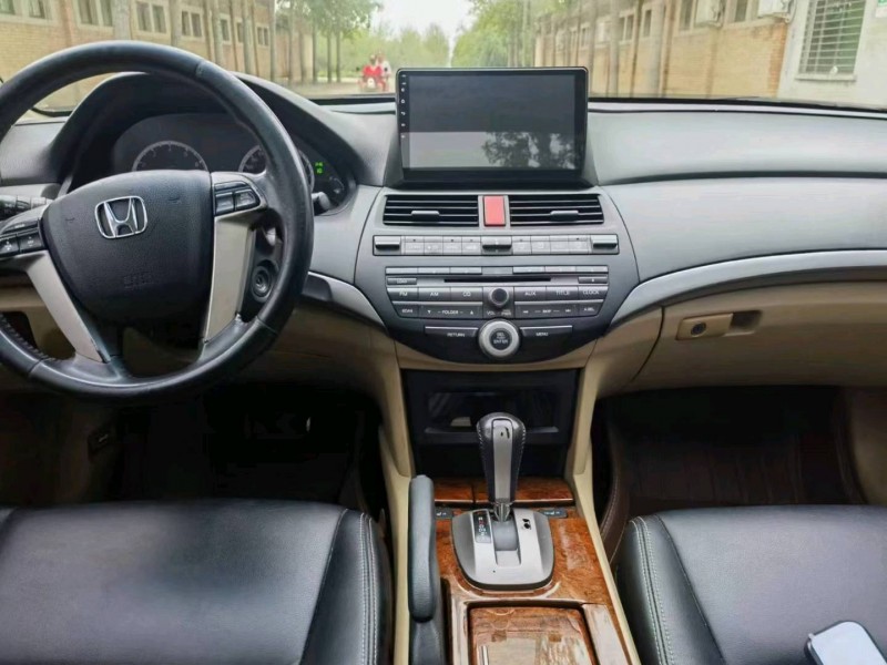 保定12年本田雅阁6