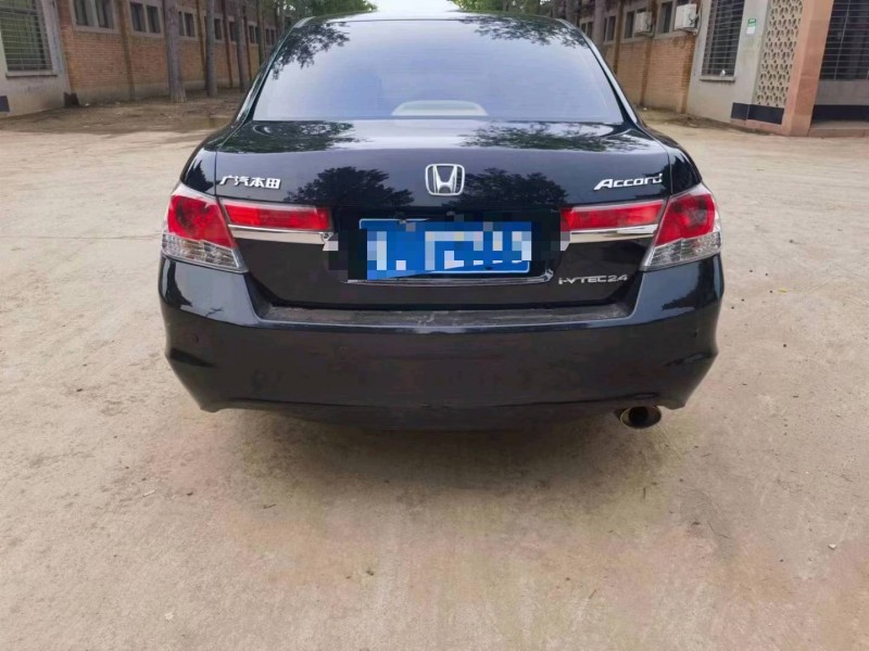 保定12年本田雅阁8