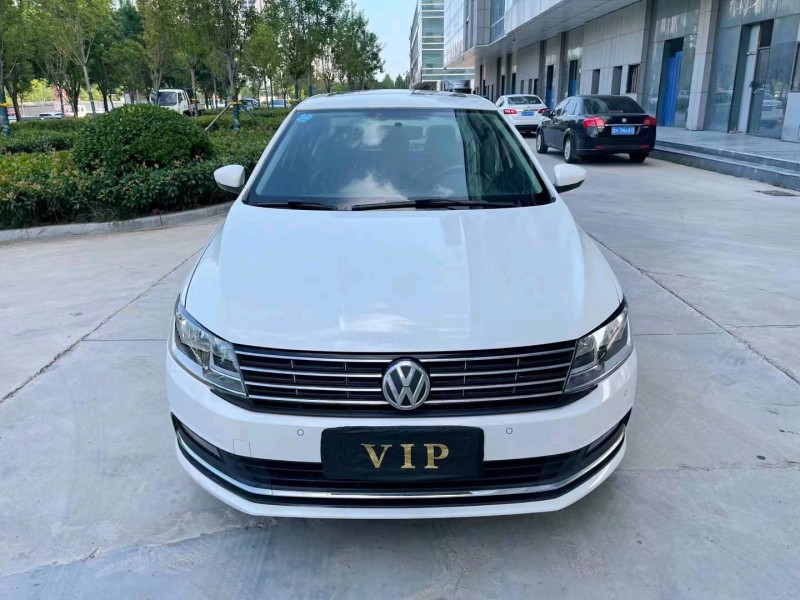 济南18年大众朗逸1