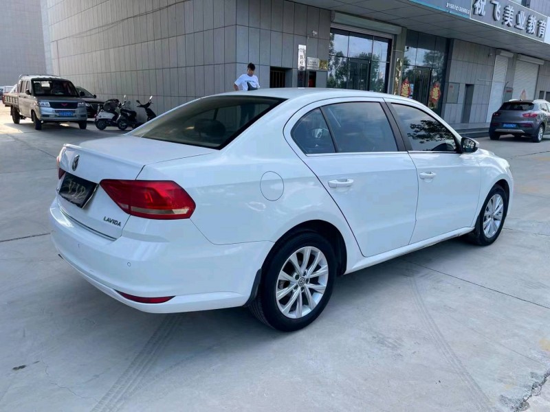 济南18年大众朗逸5