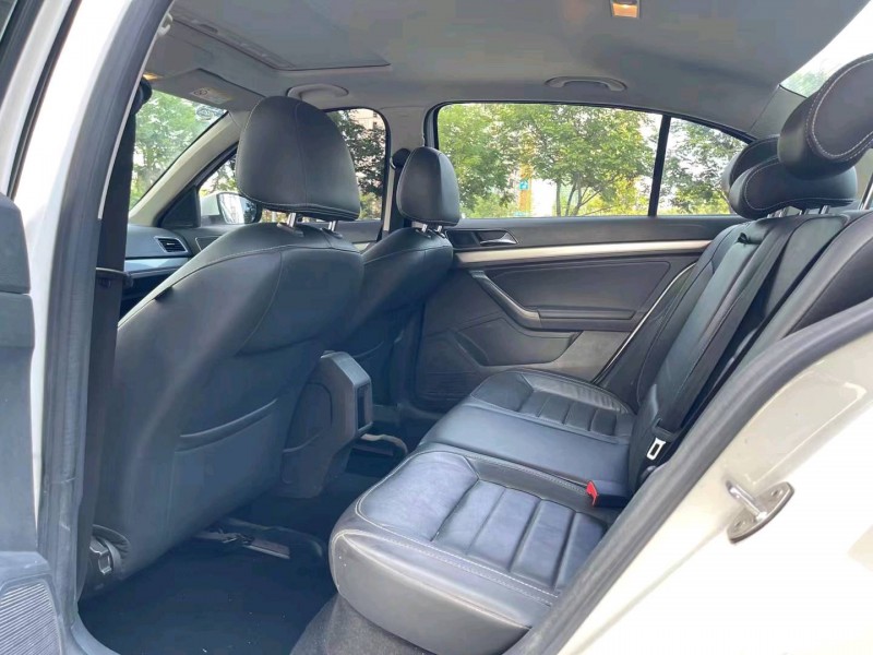 济南18年大众朗逸6