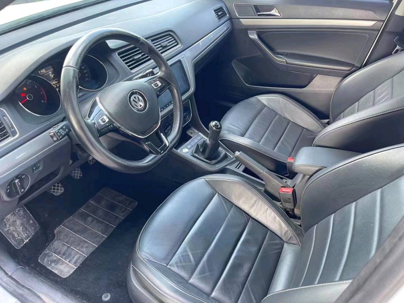 济南18年大众朗逸7