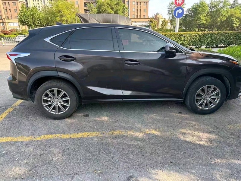 枣庄15年雷克萨斯NX5