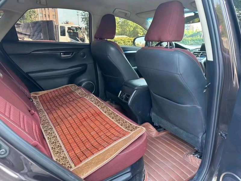 枣庄15年雷克萨斯NX8