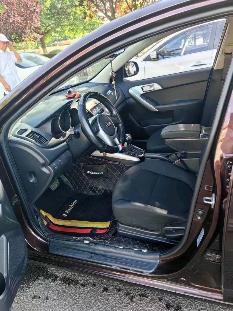 淄博14年起亚福瑞迪9