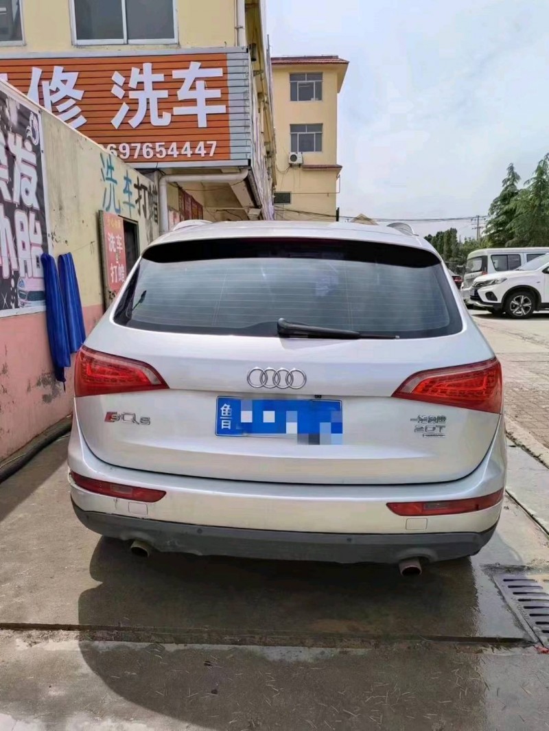 枣庄10年奥迪Q54