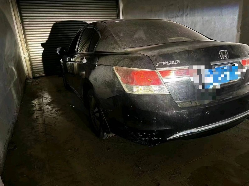 保定12年本田雅阁4