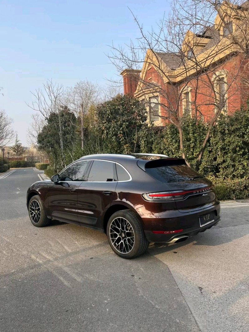 青岛19年保时捷Macan8