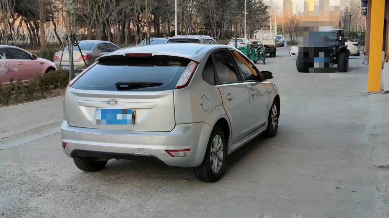 枣庄12年福特福克斯3