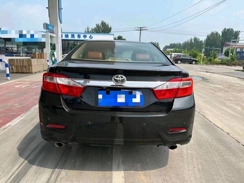 保定13年丰田凯美瑞9