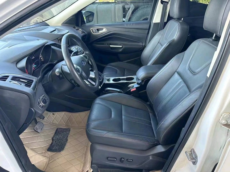 保定15年福特翼虎4