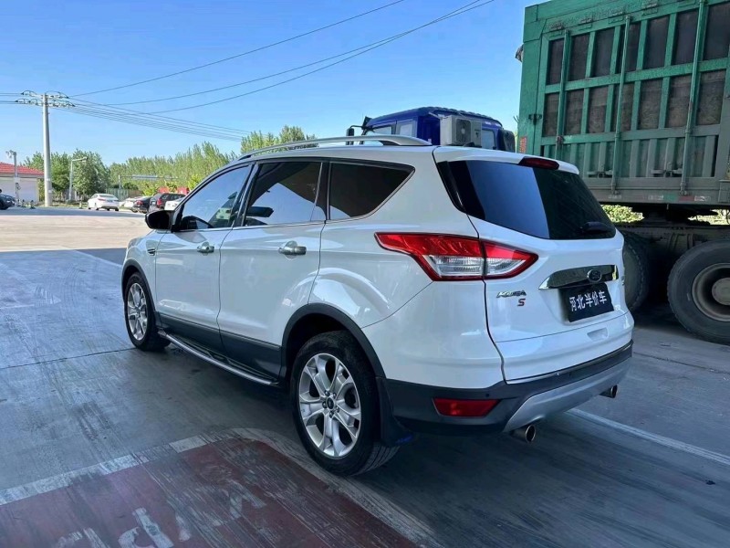 保定15年福特翼虎7