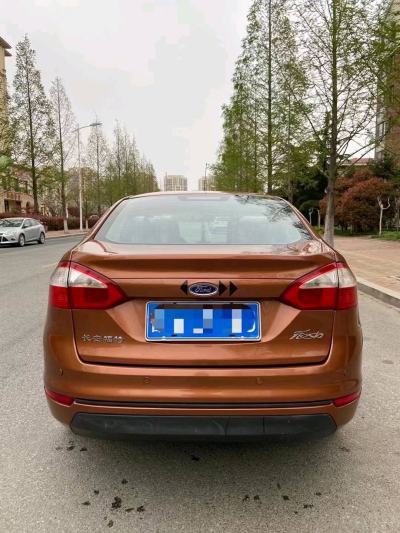 东营14年福特嘉年华9