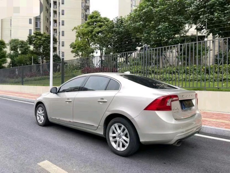 东莞17年沃尔沃S60L7