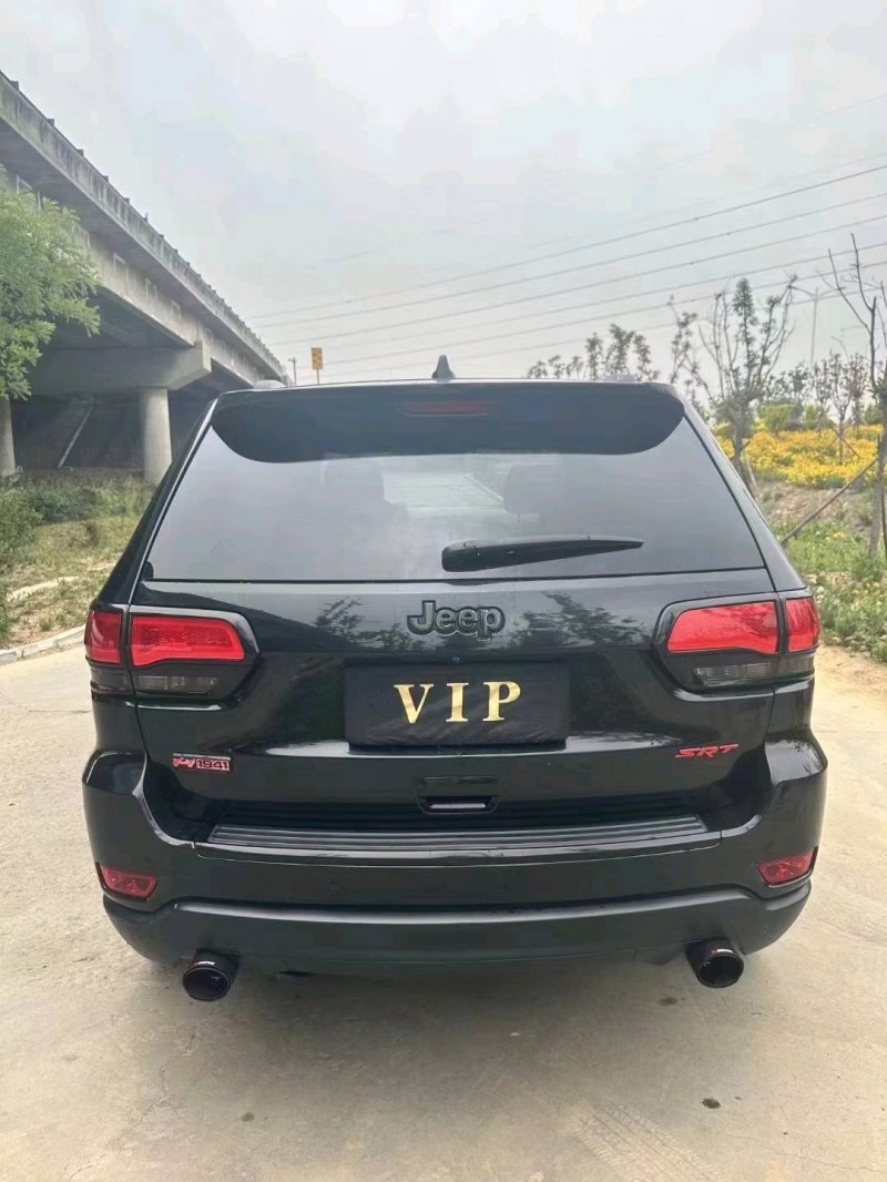 枣庄15年Jeep大切诺基3